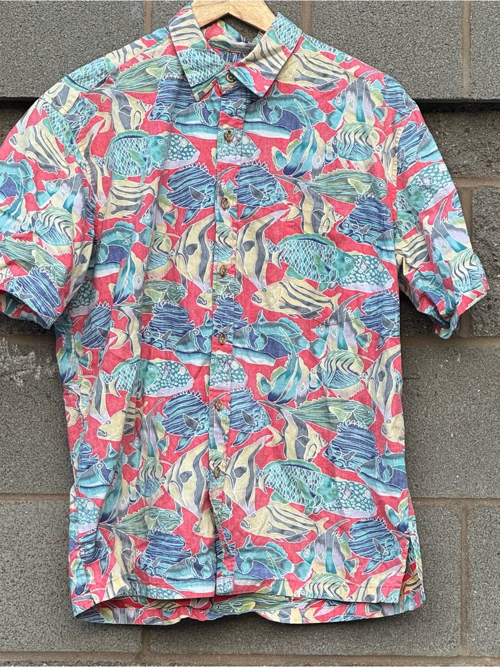Men's Vintage 90’s Cooke Street Hawaiian Fish Print Button-Up Shirt Medium